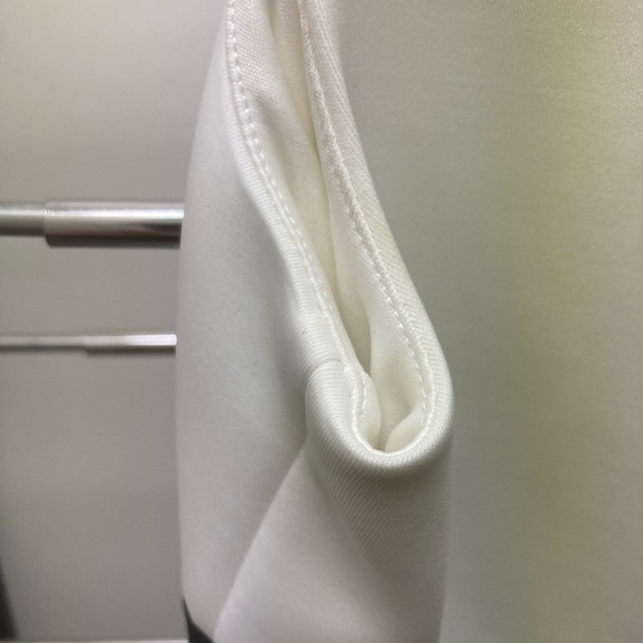 Dress - Picture 7 of 16